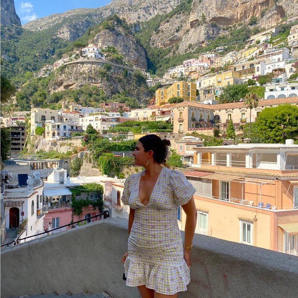 Patterned V-Neck Ruffle Dress - Picture 5 of 5